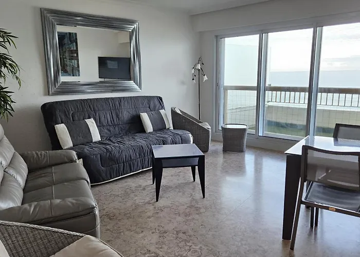 Apartment Biarritz-face Mer-appt T3-plages-piscine-tennis Biarritz